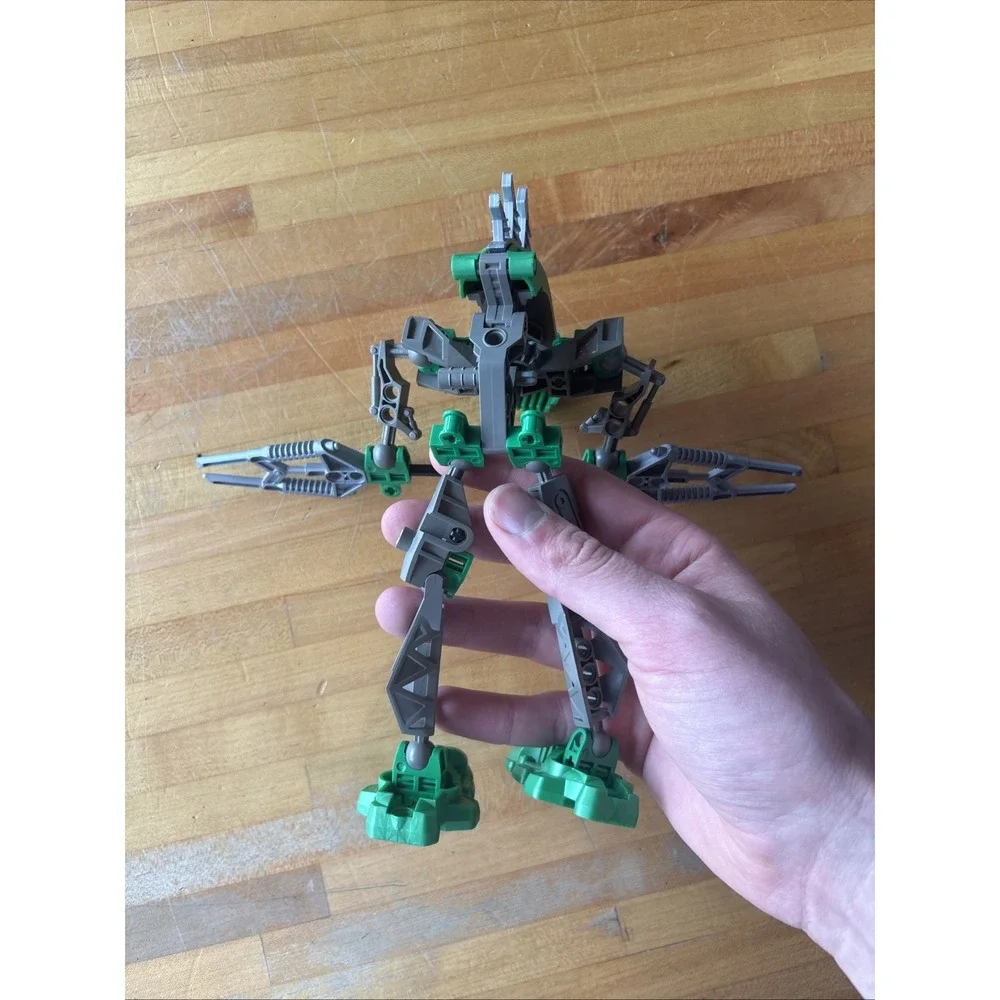 LEGO BIONICLE: Rahkshi Lerahk (8589) & Instructions Complete Without Katraa